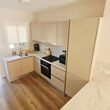 Apartment H&o Iris Blue Escape Paphos